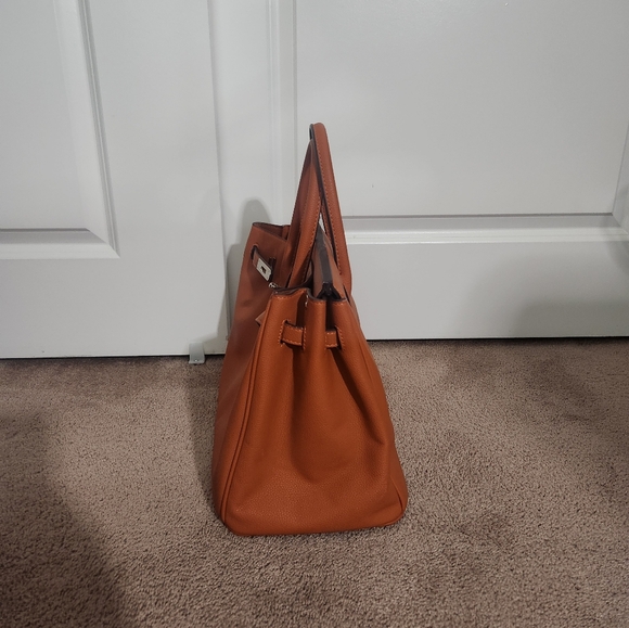 2 Large Totes - Picture 3 of 10